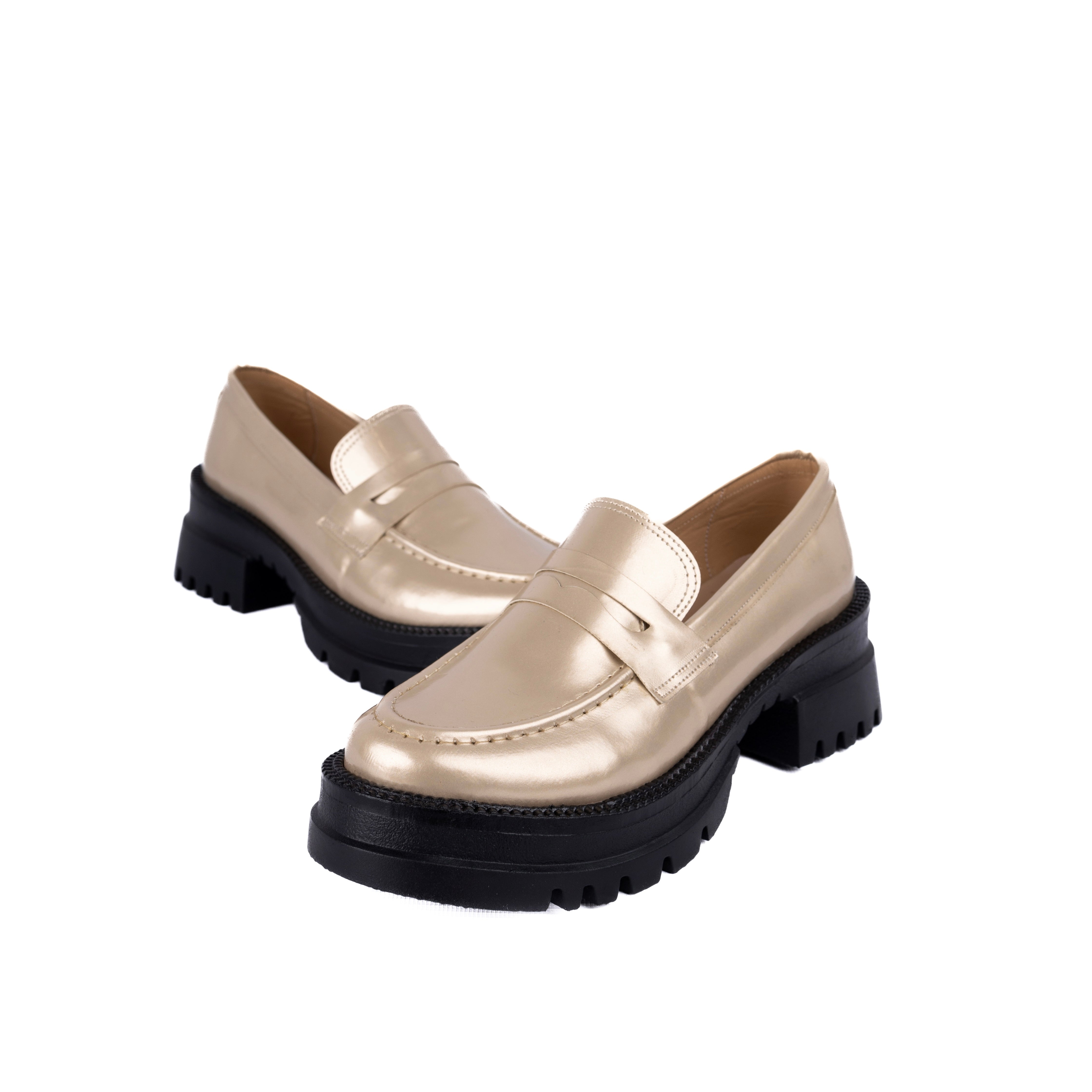 Gold Tip top Loafers