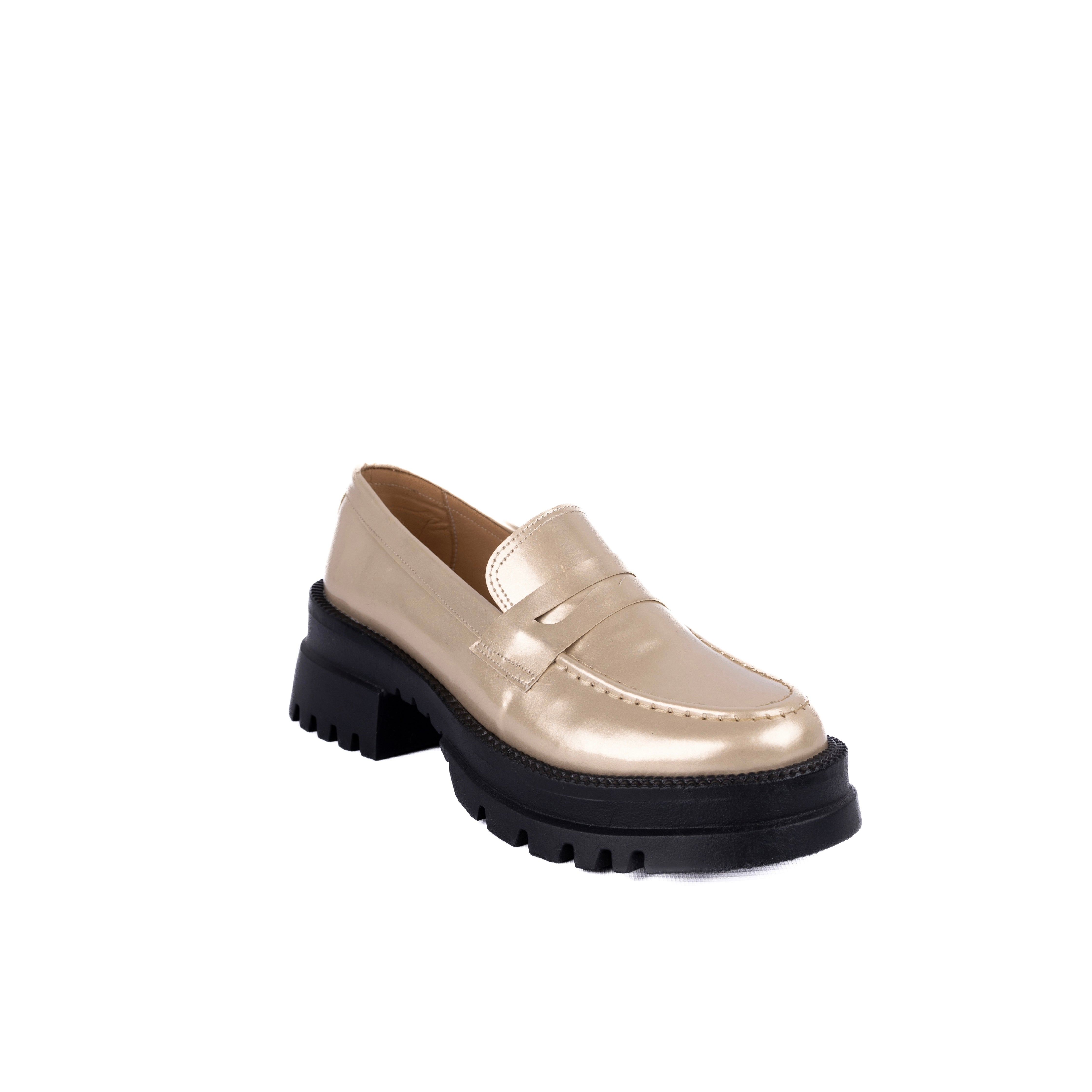 Gold Tip top Loafers