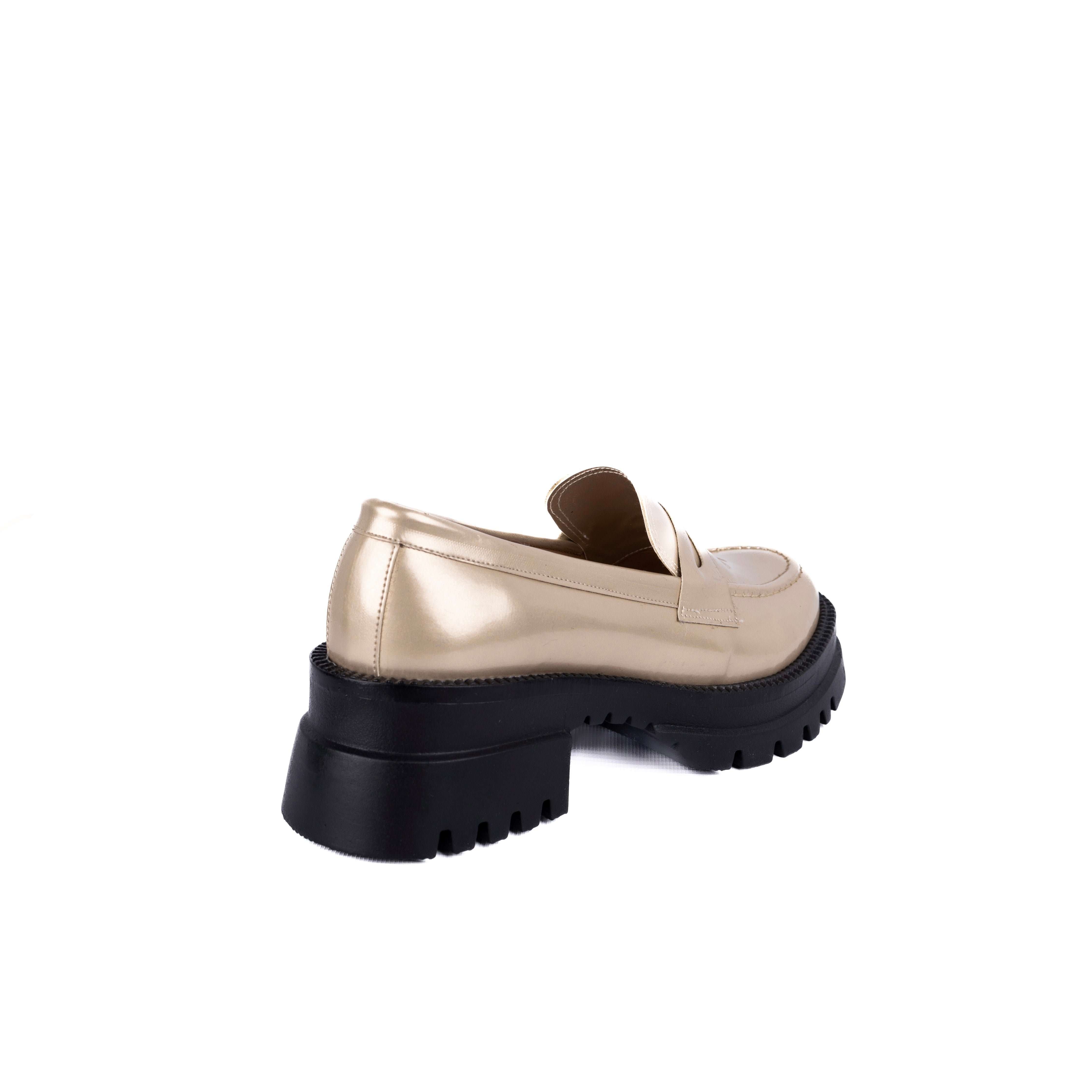 Gold Tip top Loafers