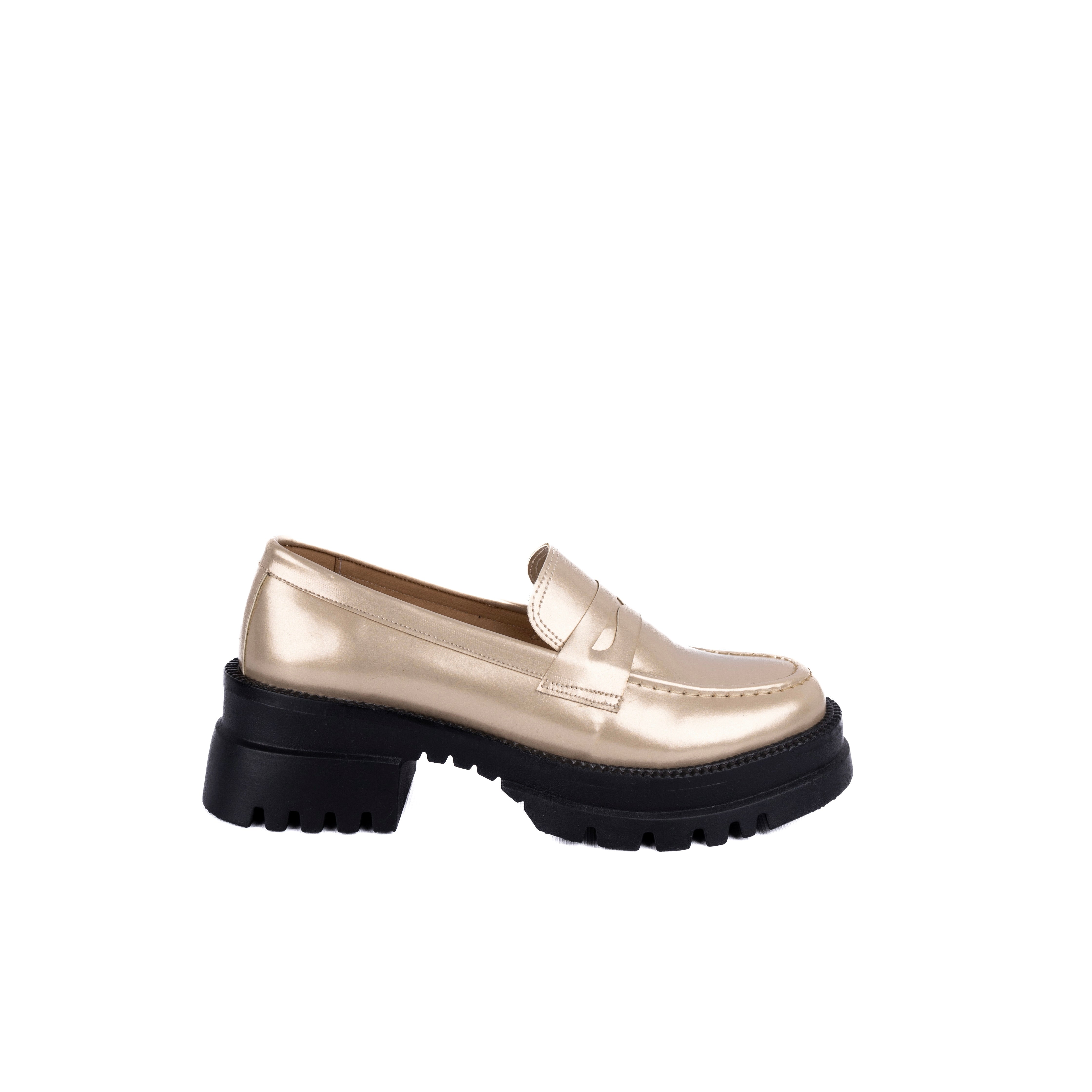 Gold Tip top Loafers