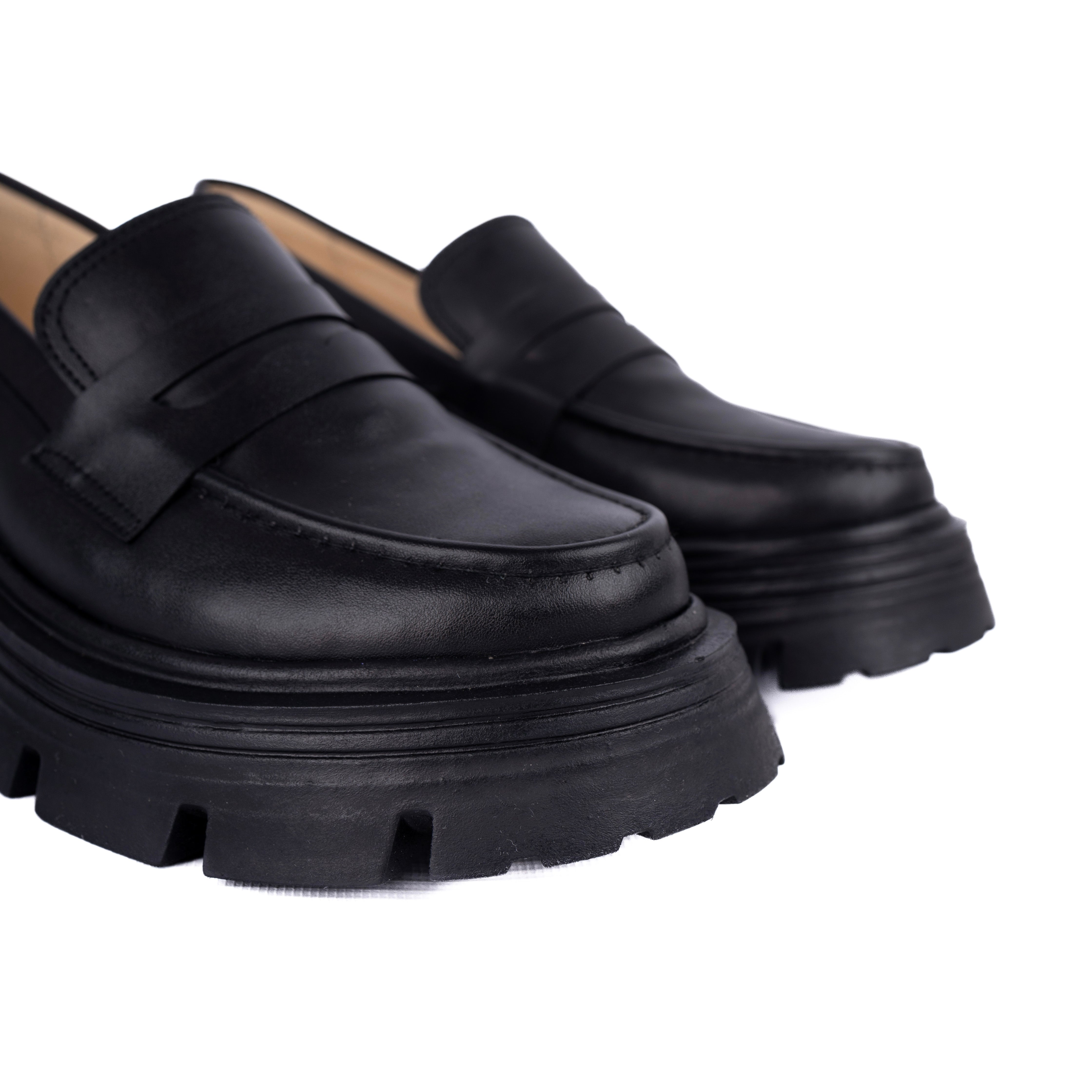 Black Leather Urban Step Loafers