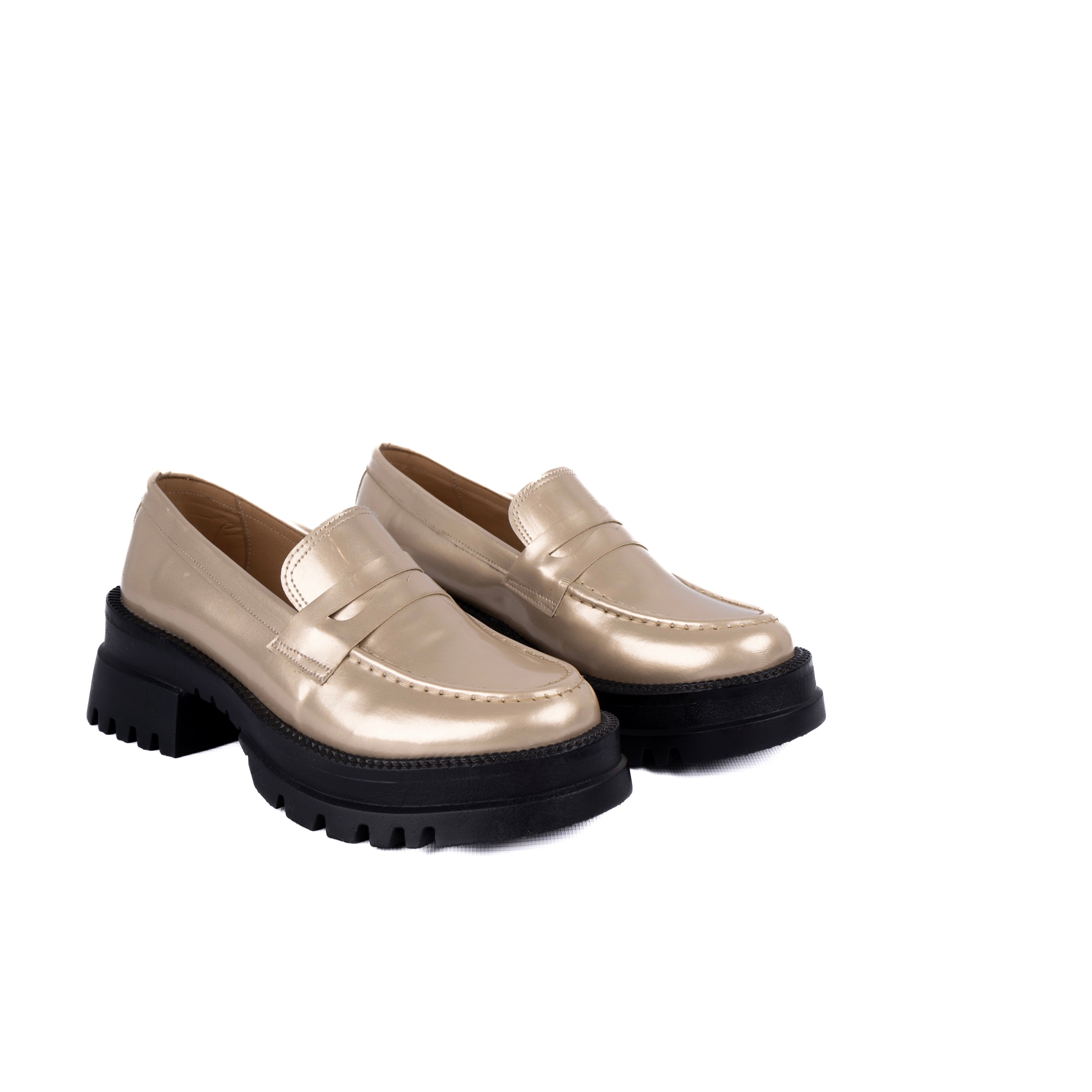 Gold Tip top Loafers