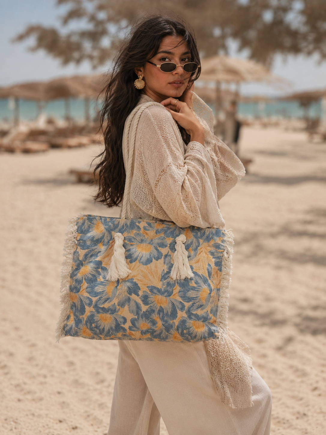 The Blue Daisy Tote