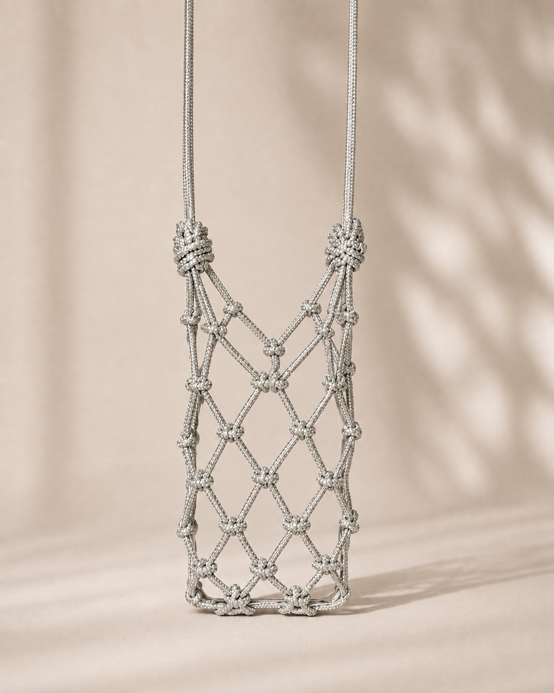 The Étoile Phone Carrier