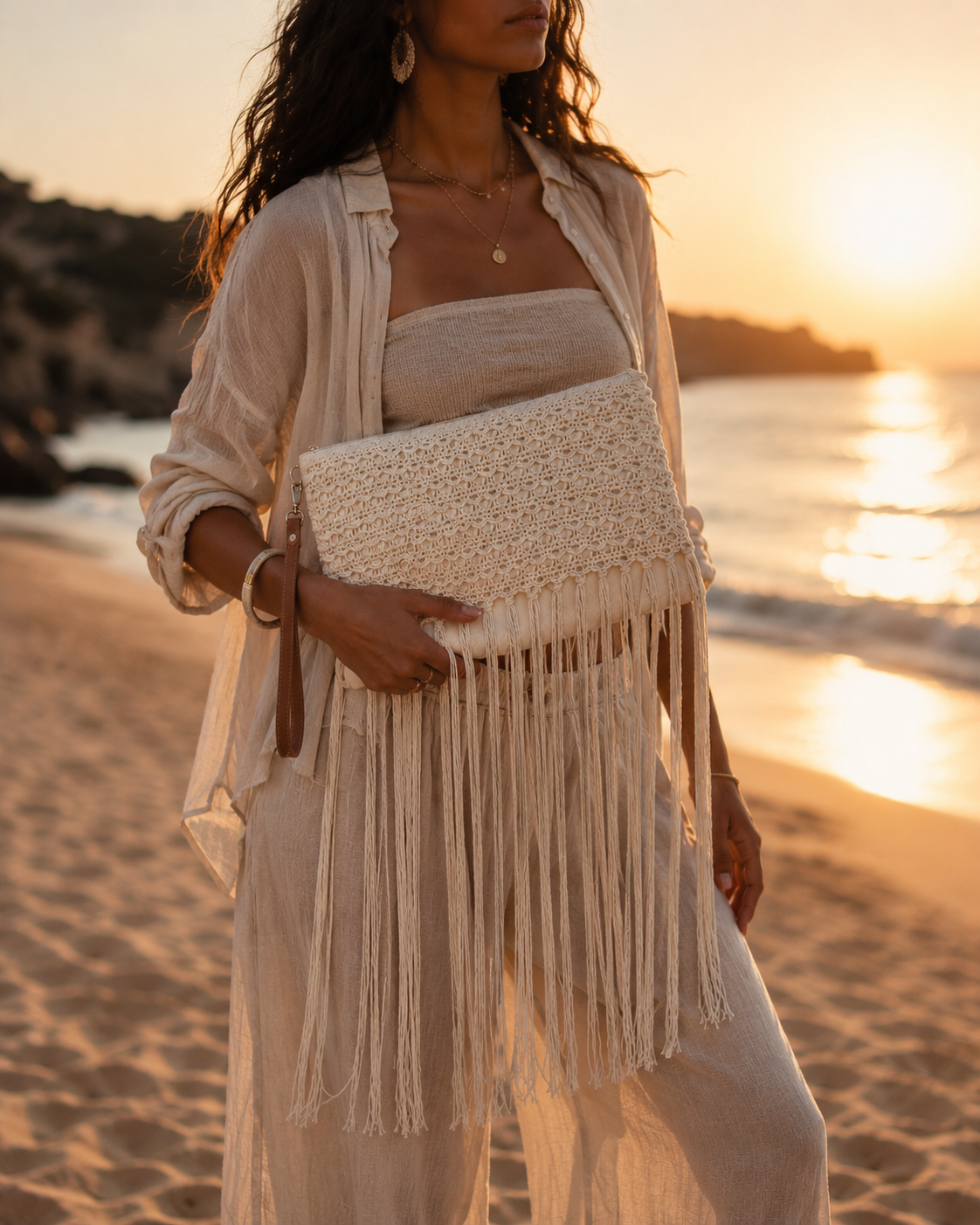 The Écru Clutch