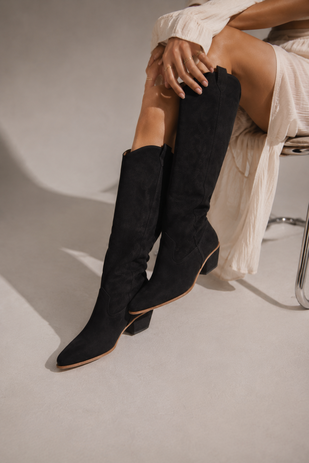 Black Sierra Boots