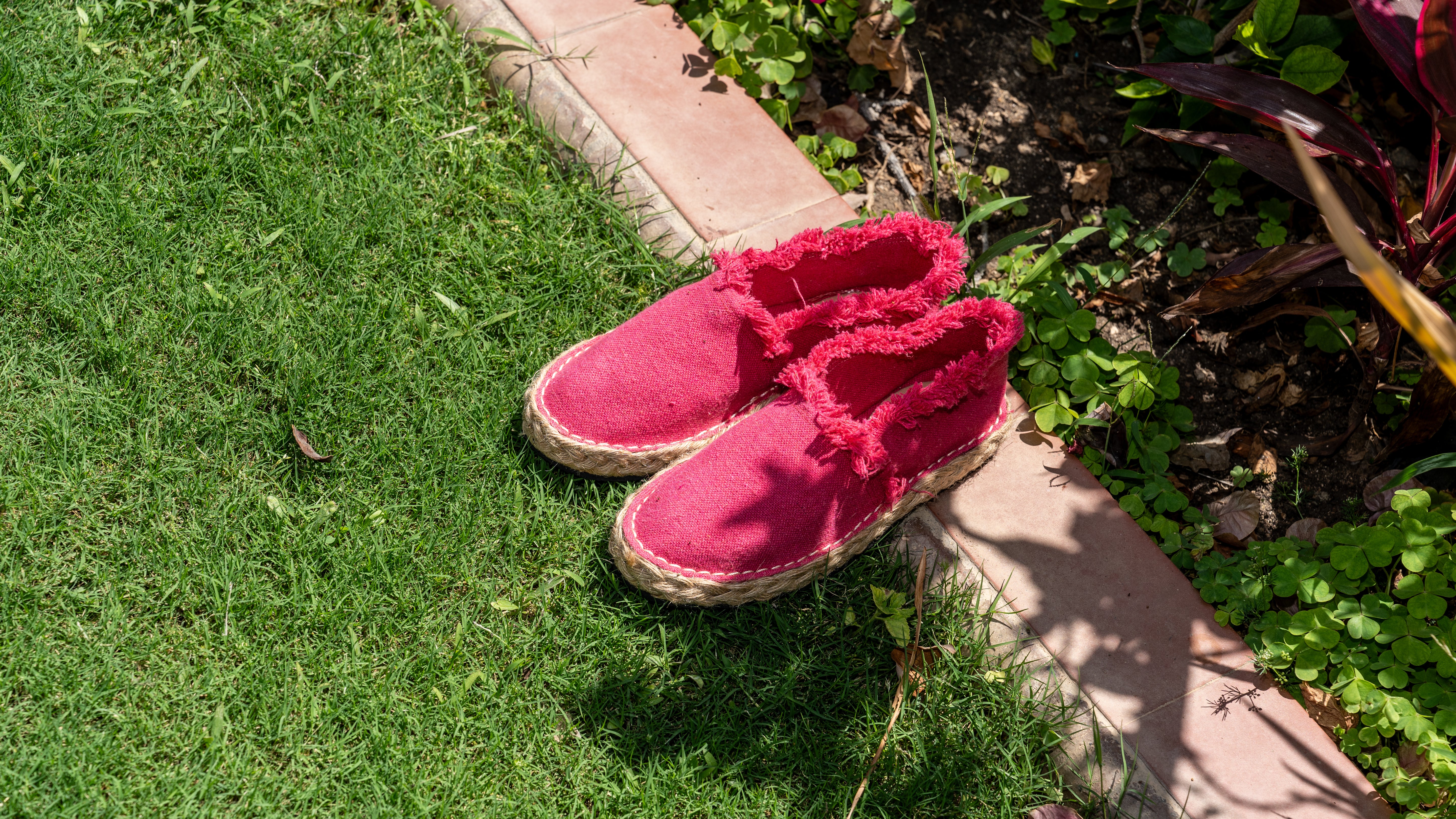 Fuchsia Palm Espadrilles