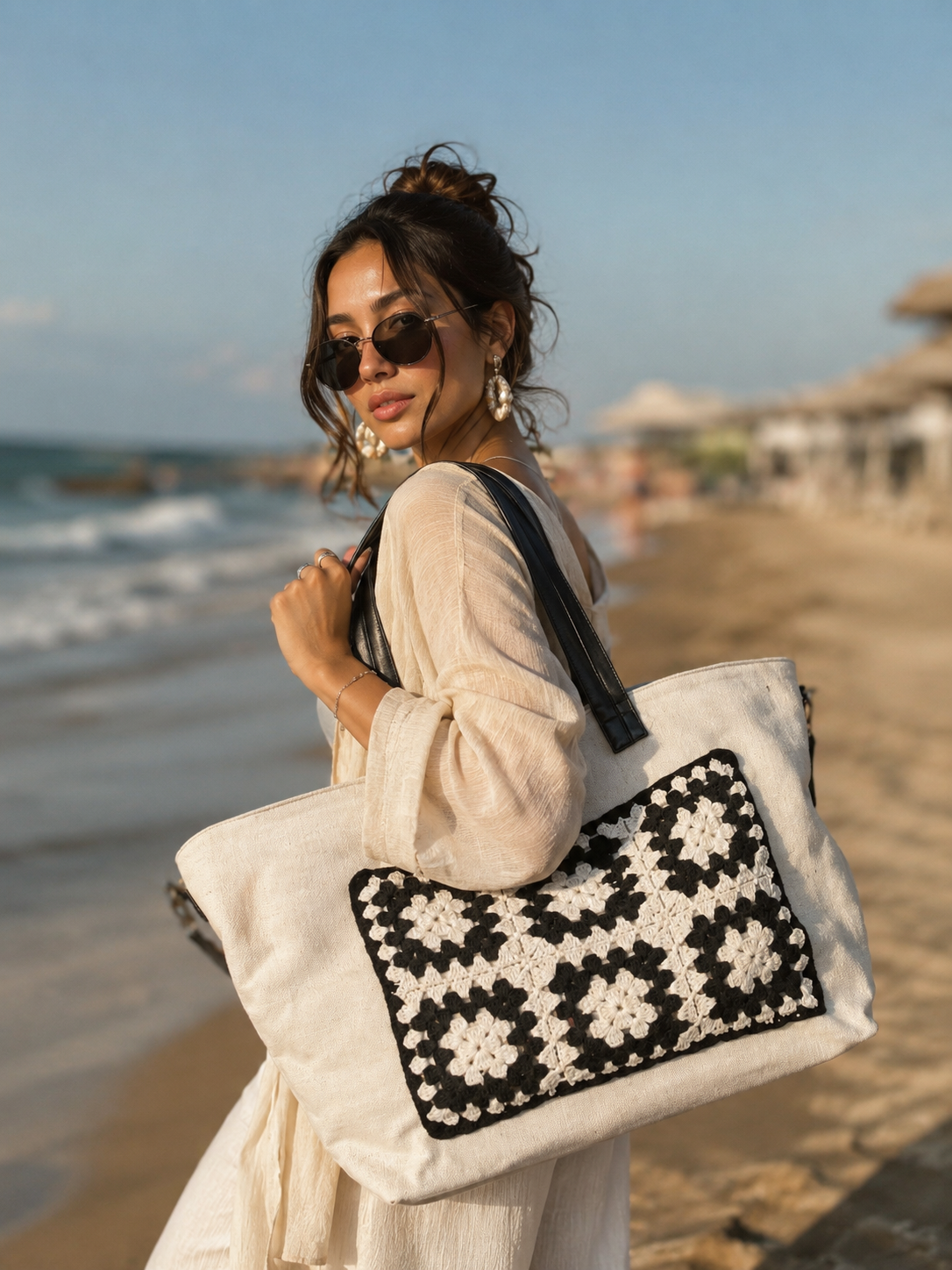 Noire Coast Tote