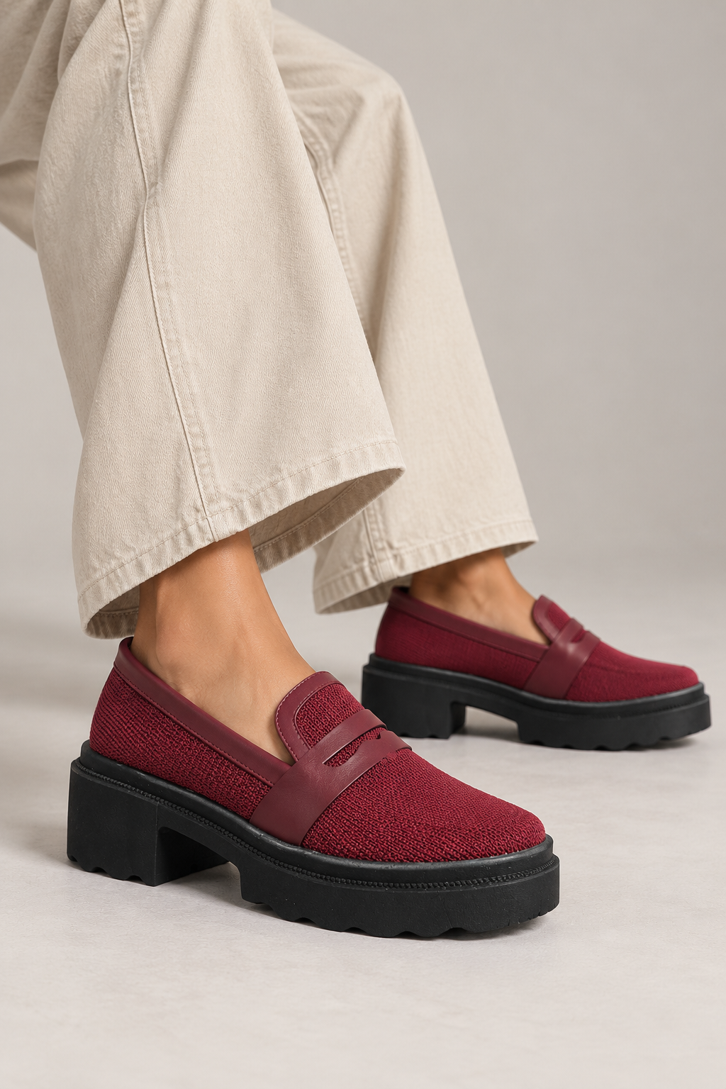 THE KNITFORM LOAFERS