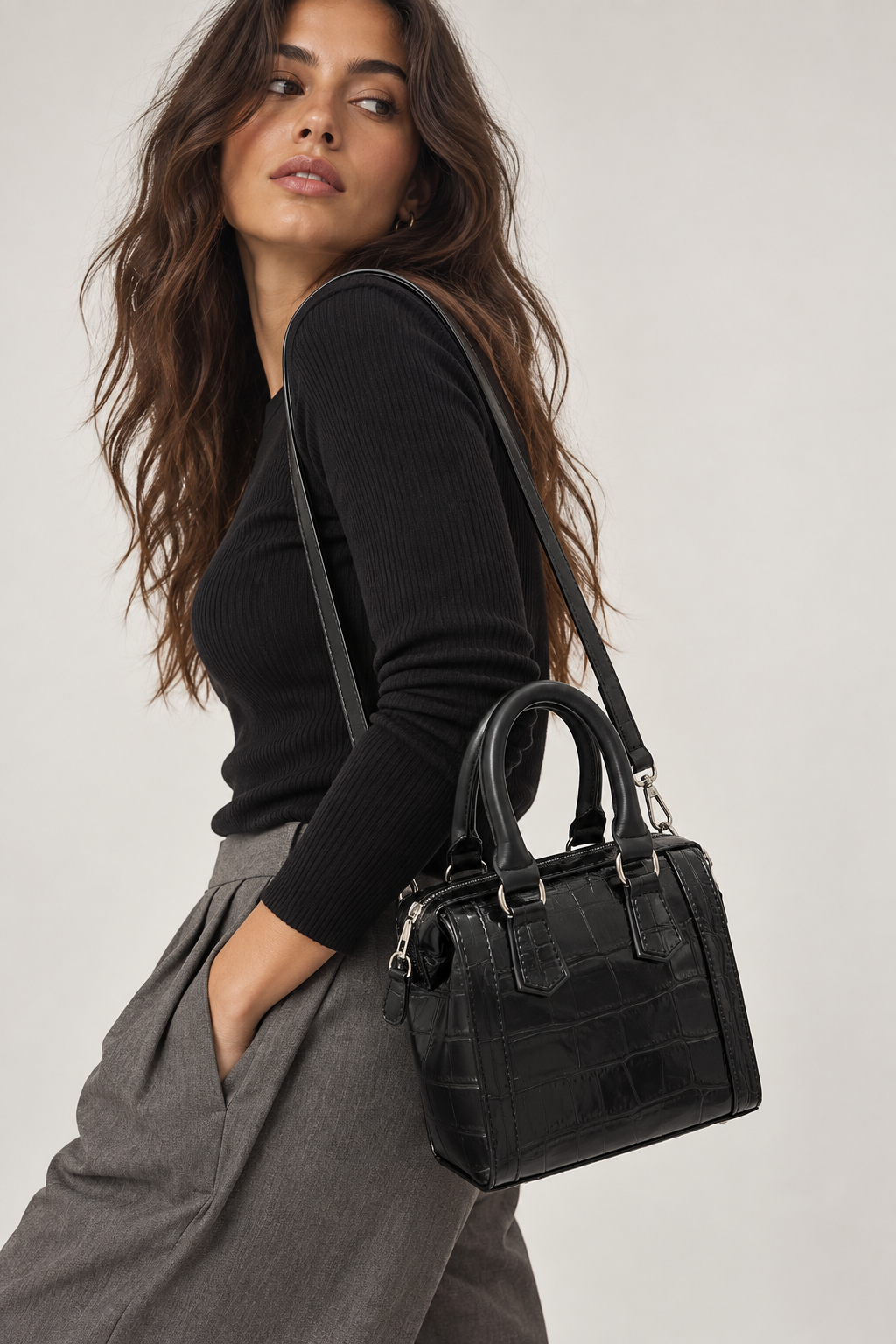 Ébène Croc Bag