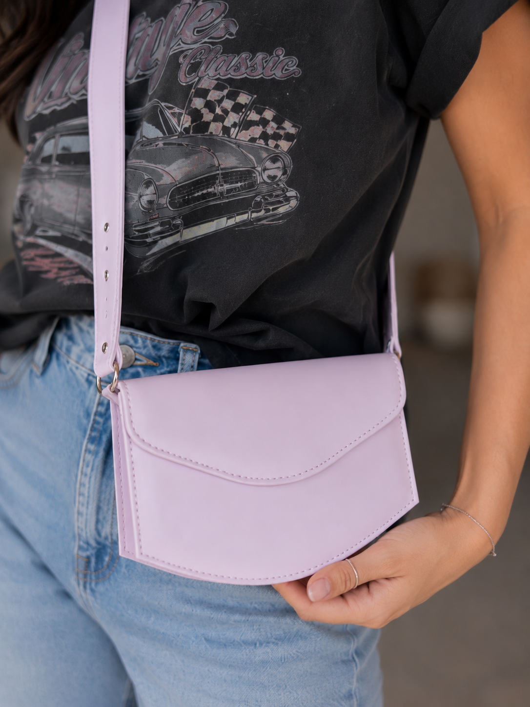 The LÉA Crossbody