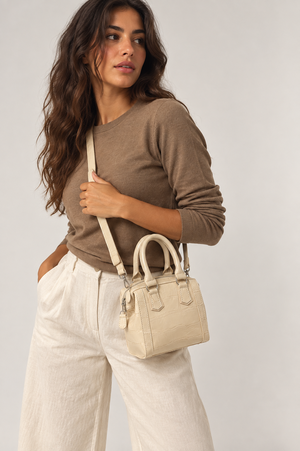 Ébène Croc Bag